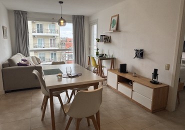 ALQUILER POR 12 MESES. DEPARTAMENTO DE 2 AMBIENTES . BARRIO PARQUE LURO