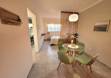 VENTA DEPARTAMENTO DE UN AMBIENTE A LA CALLE. ZONA HERMITAGE