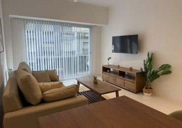 VENTA DEPARTAMENTO DE 3 AMBIENTES A LA CALLE TOTALMENTE RECICLADO A NUEVO.